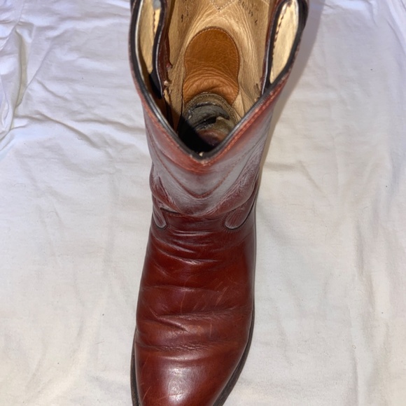 Justin Ropers Chestnut - Picture 2 of 4